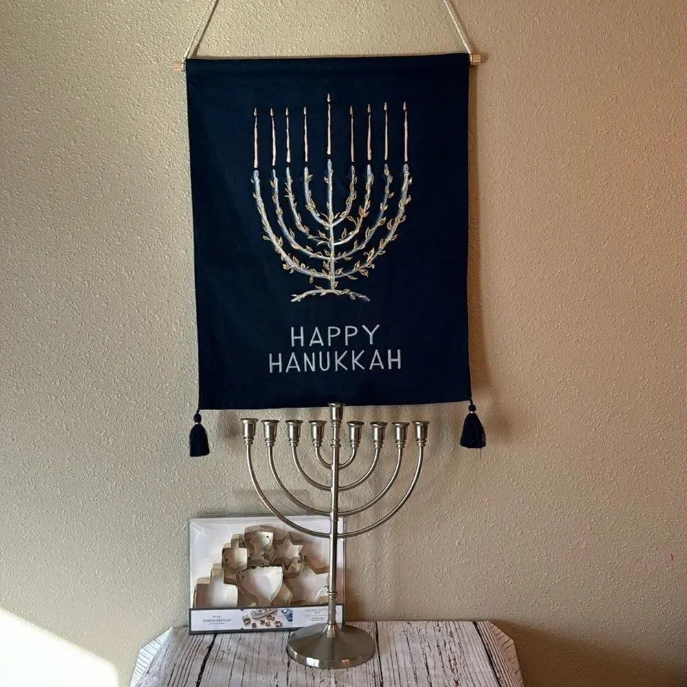 Threshold hanukkah gift